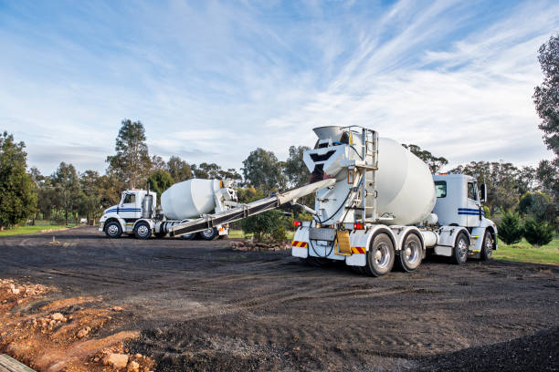 Best Concrete Demolition Services  in Elmendorf, TX